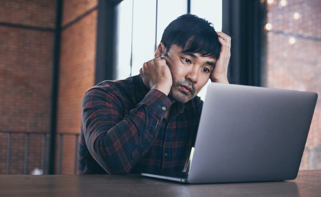 上司が帰らないと帰れない時の対