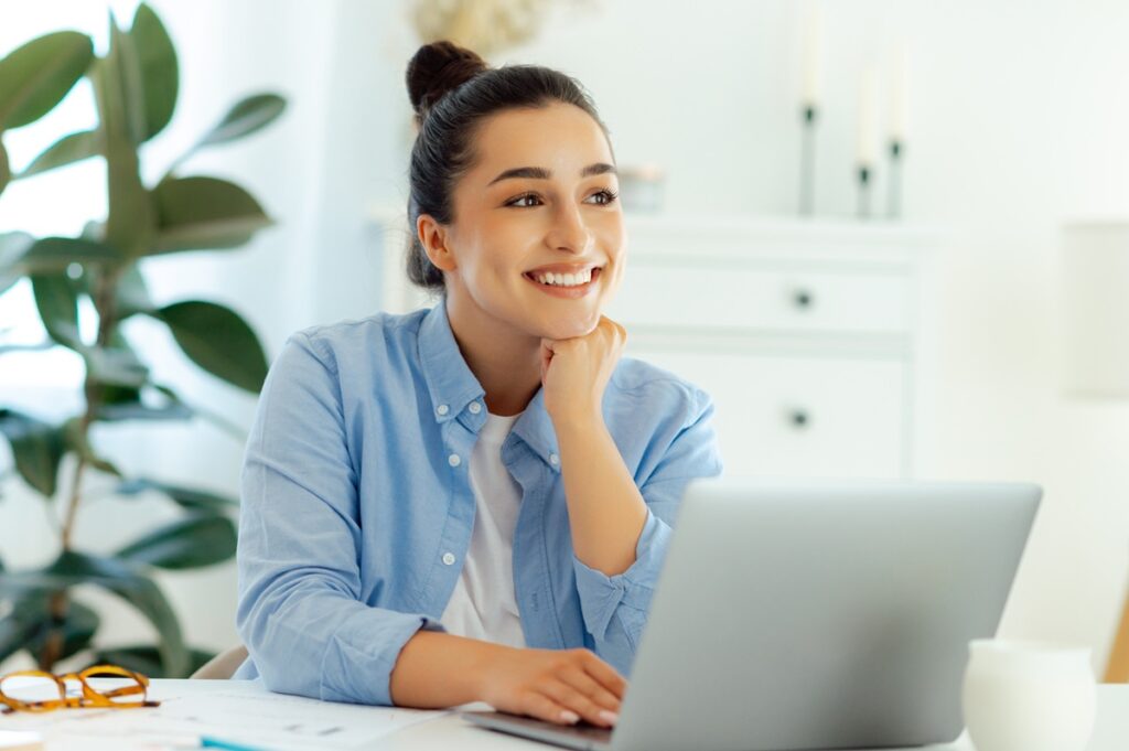 会社にみんなから人気の先輩がい